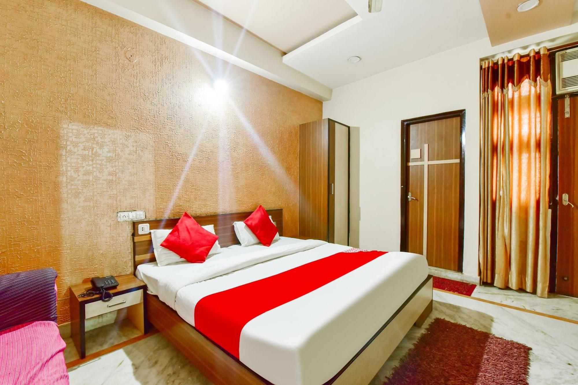 Super Hotel O Rmg Stays Adžmér Exteriér fotografie