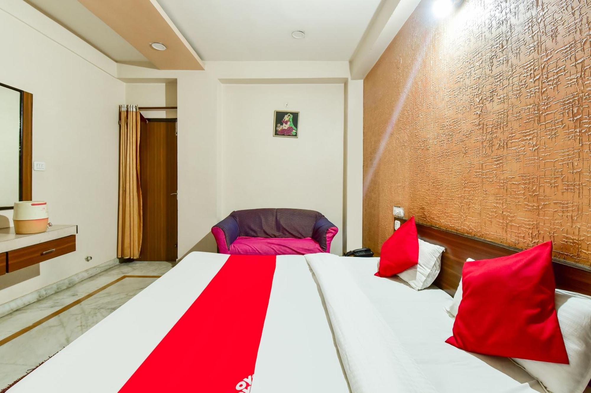 Super Hotel O Rmg Stays Adžmér Exteriér fotografie